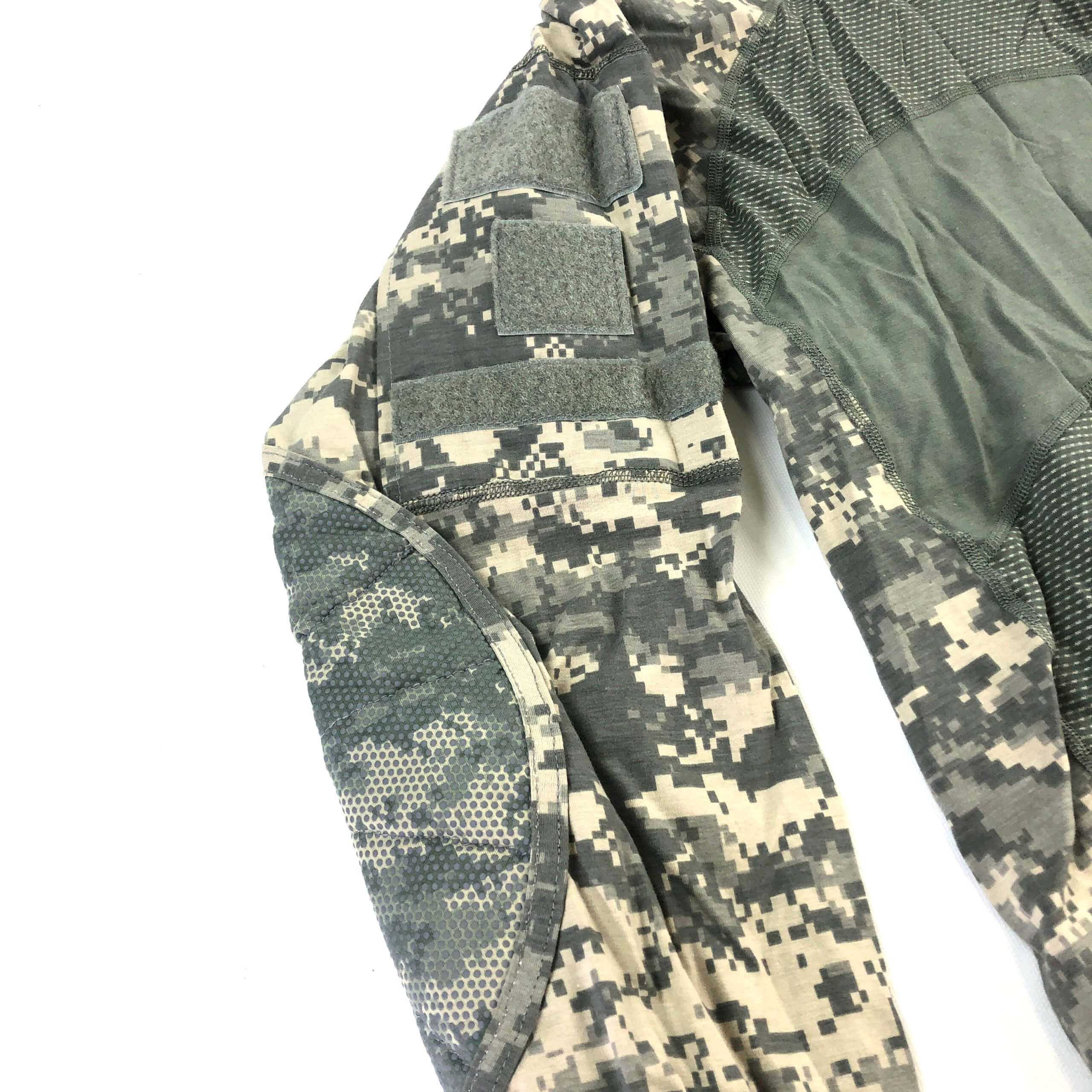 New With Tags Massiff US ARMY Long Sleeve Combat Shirts Size Large Digital Camo!