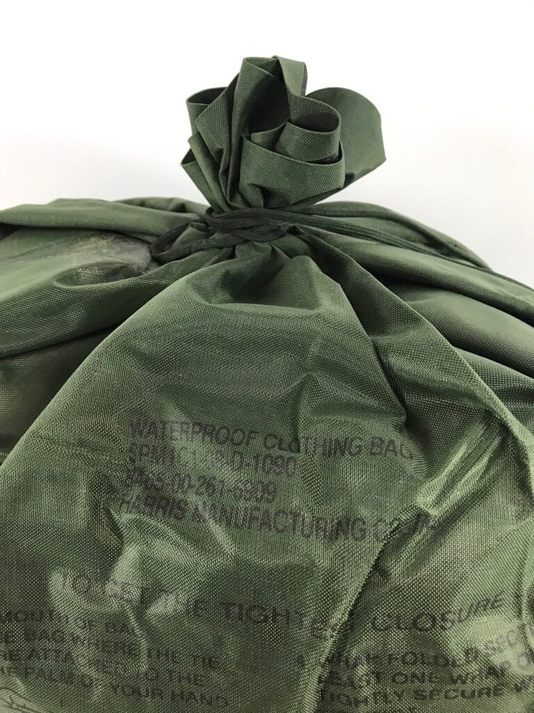 NOS US Army Wet Weather Clothing Bag Military Green Waterproof Laundry Gear Bag 