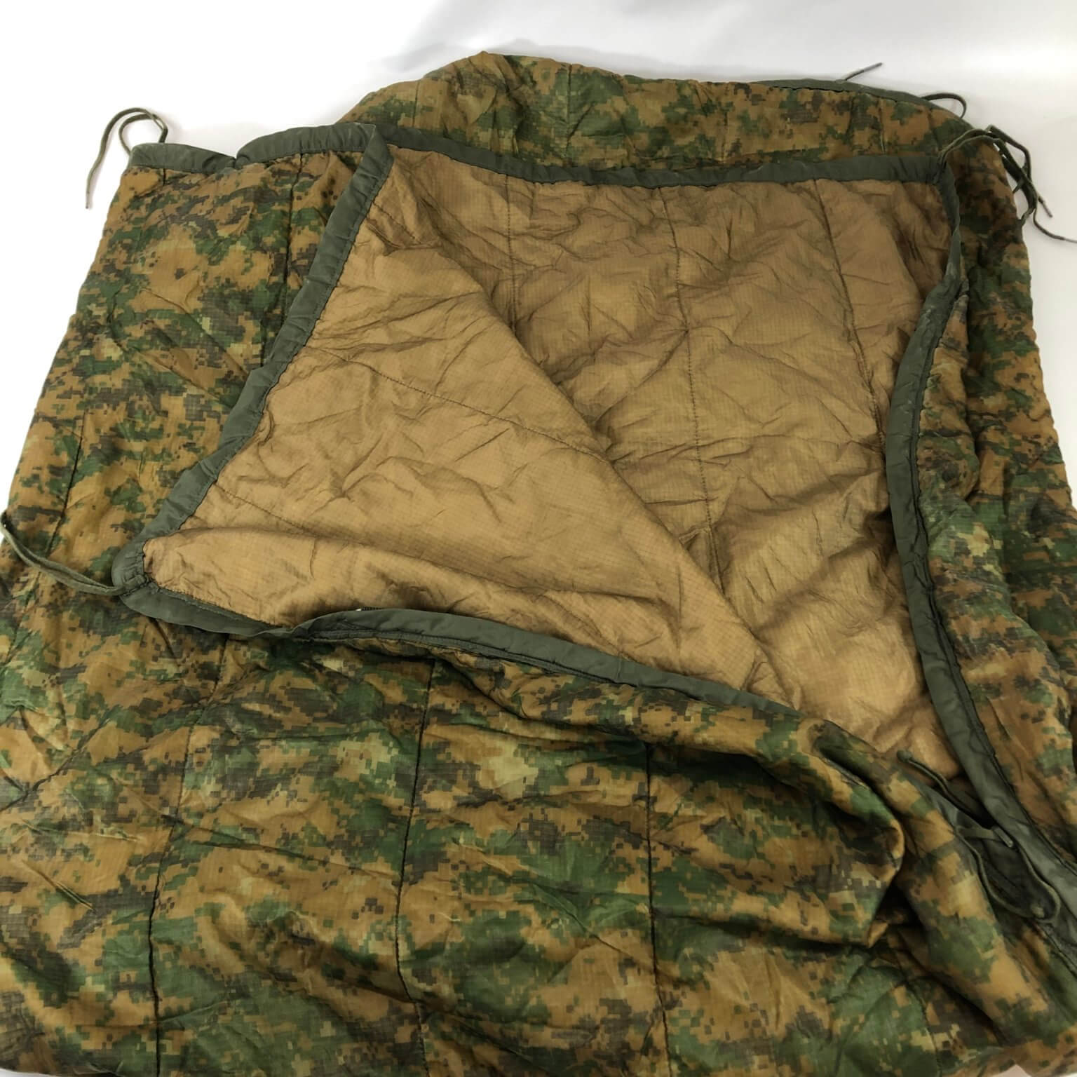 USMC Zippered Poncho Liner [Genuine USMC Issue]