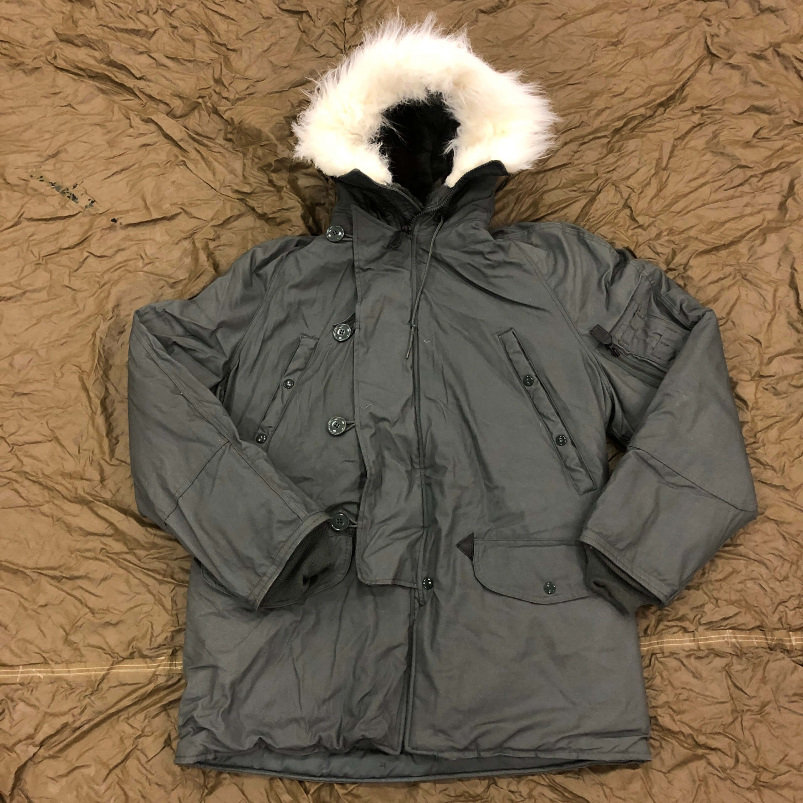 ねます ヤフオク! - US.ARMY PARKA EXTREME COLD WEATHER 8415-00-78... をいただく