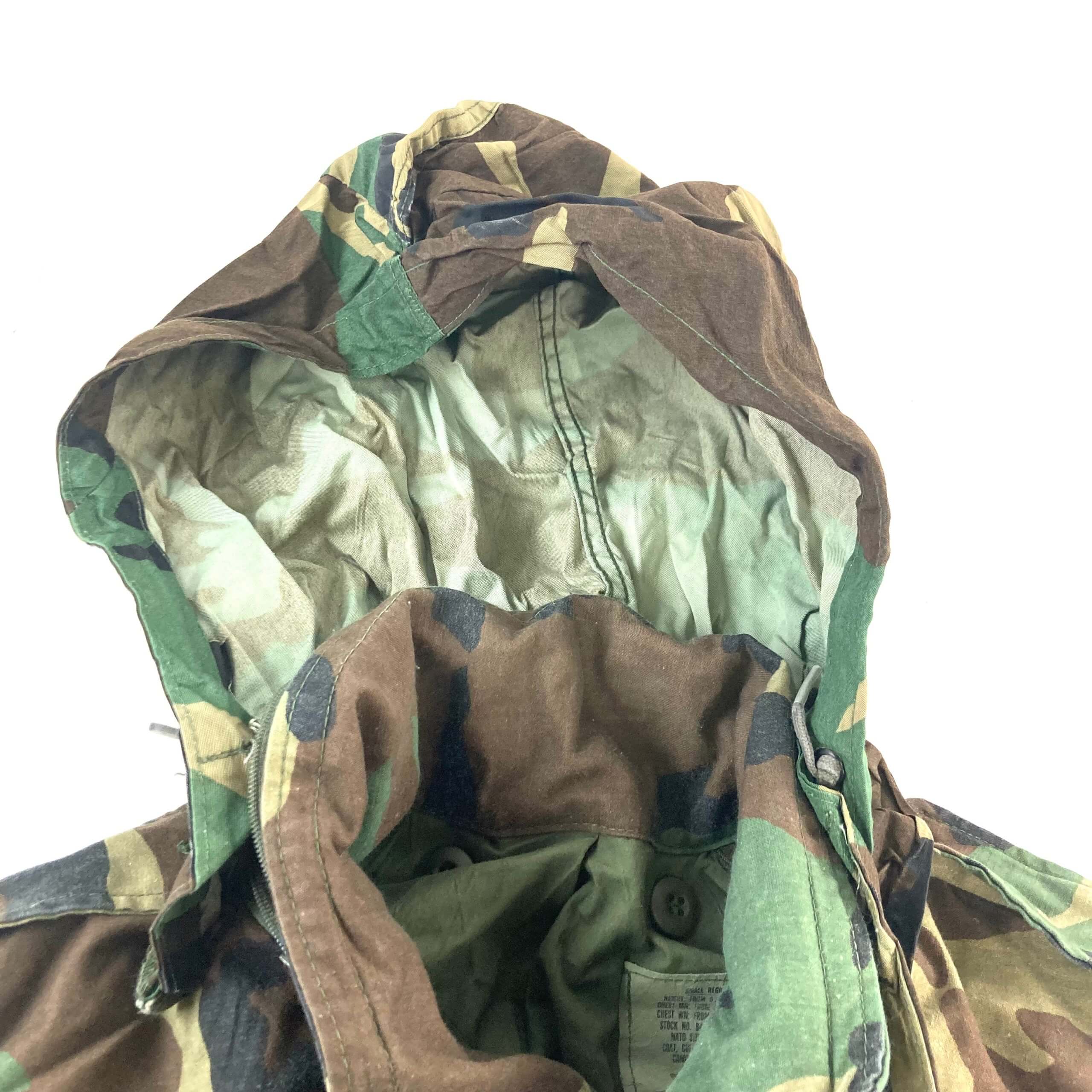 U.S. Military Original M81 Woodland Camo M65 Cold Weather Field Jacket NOS M-L