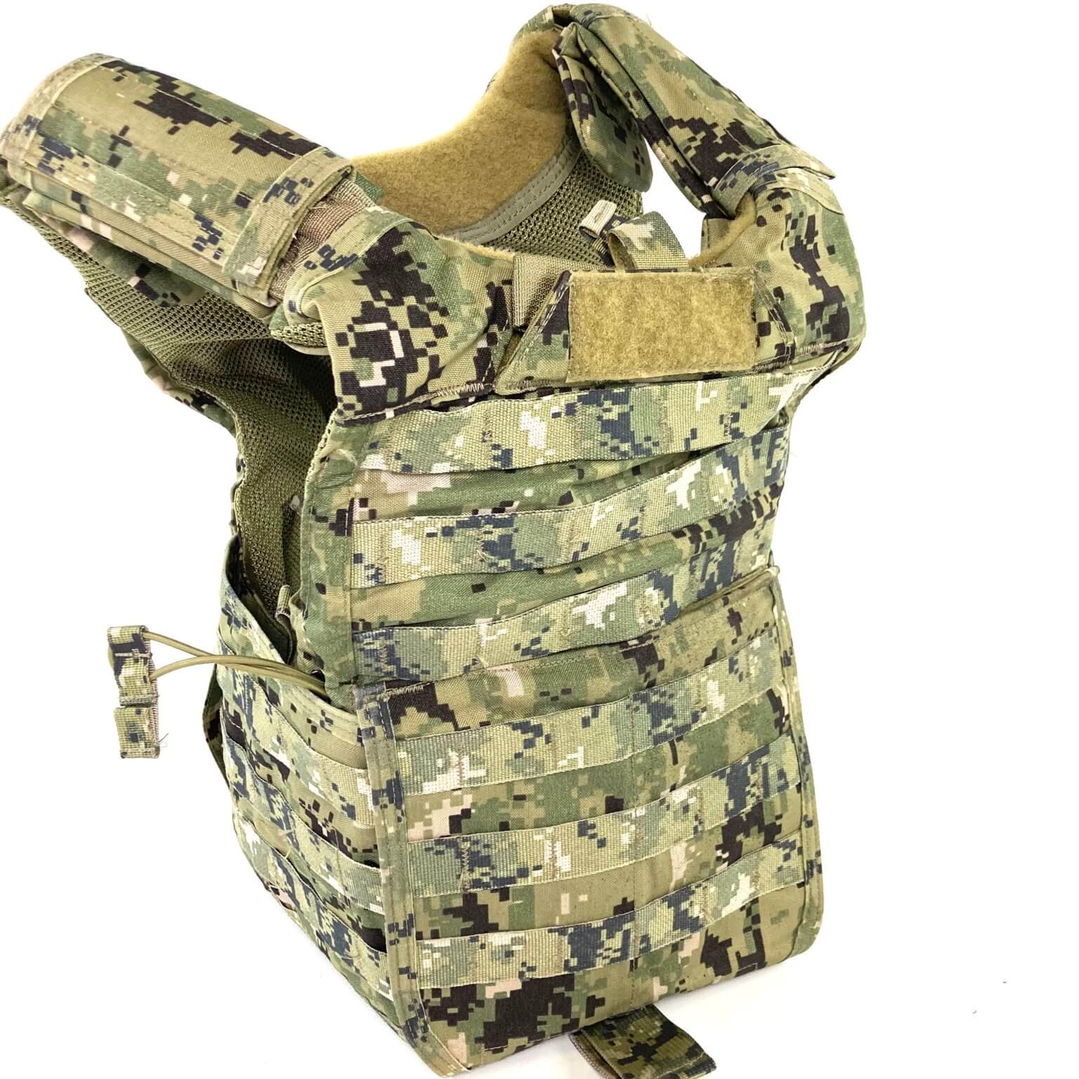 US Navy Releasable Body Armor Vest, RBAV, AOR2 Venture Surplus