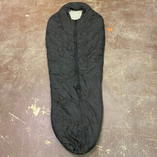 未使用品　米軍　実物　OUTER SLEEPING BAG 収納ケース付き USMC Extreme Cold Weather Outer Sleeping Bag - Venture Surplus