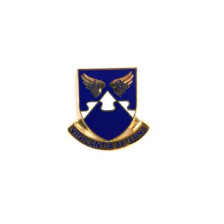 US Army 4th Aviation Regiment Unit Crest Pin