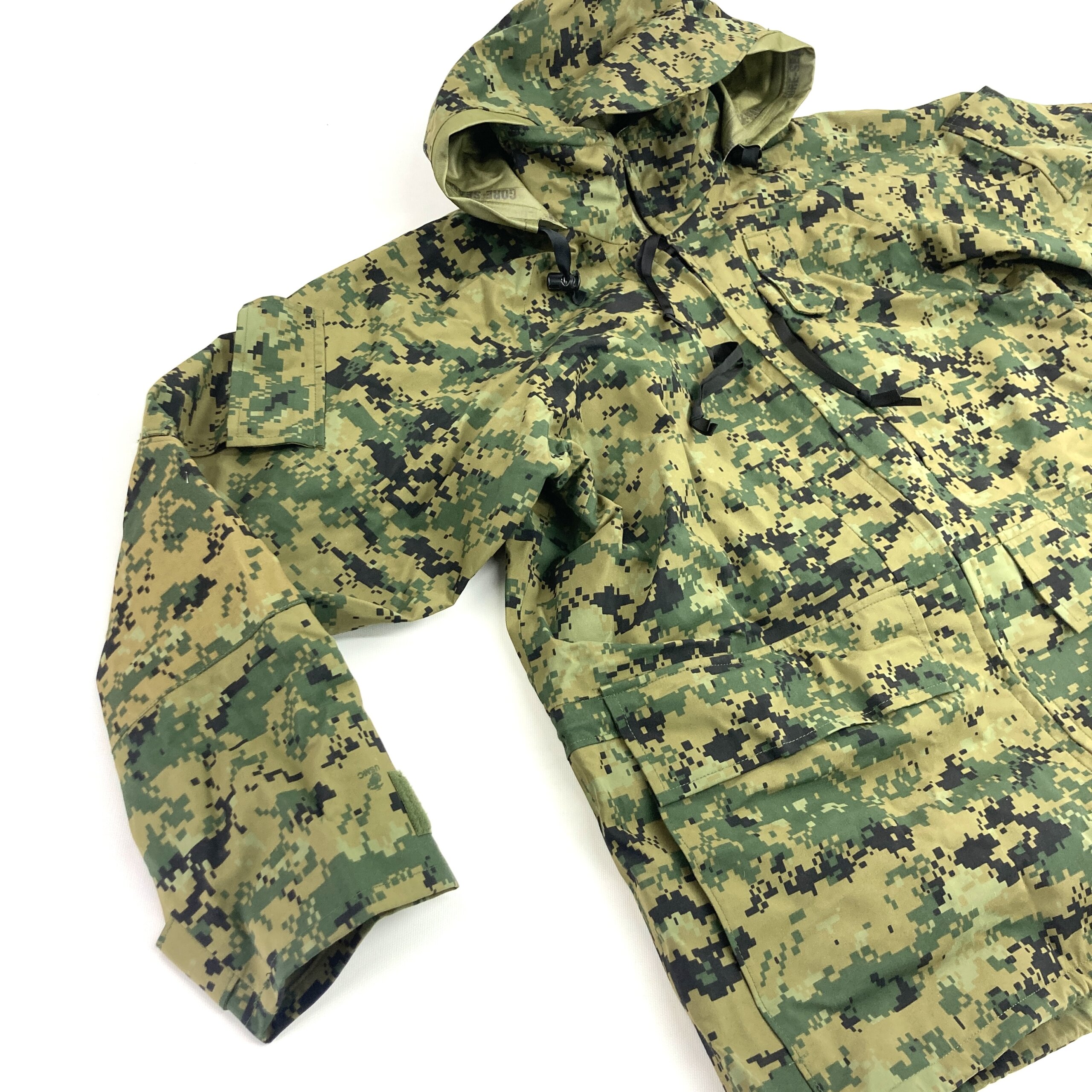 Prototype USMC APECS Parka, Woodland MARPAT - Image 4