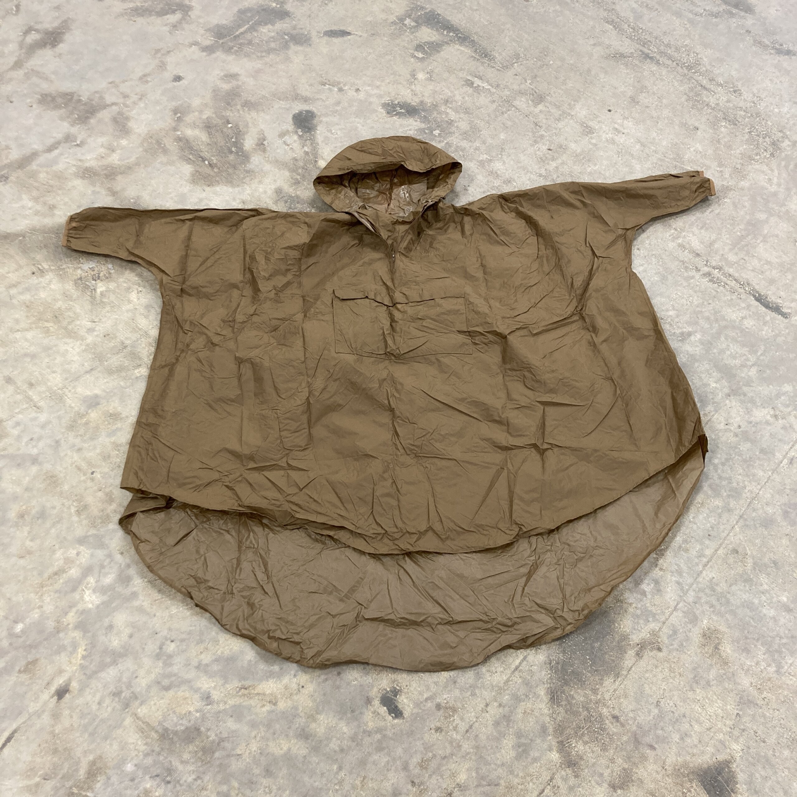 【サイズ:FreeSize_色:ブラック】[スナグパック] PONCHO UK- サイズ:FreeSize_色:ブラック】[スナグパック] PONCHO UK-