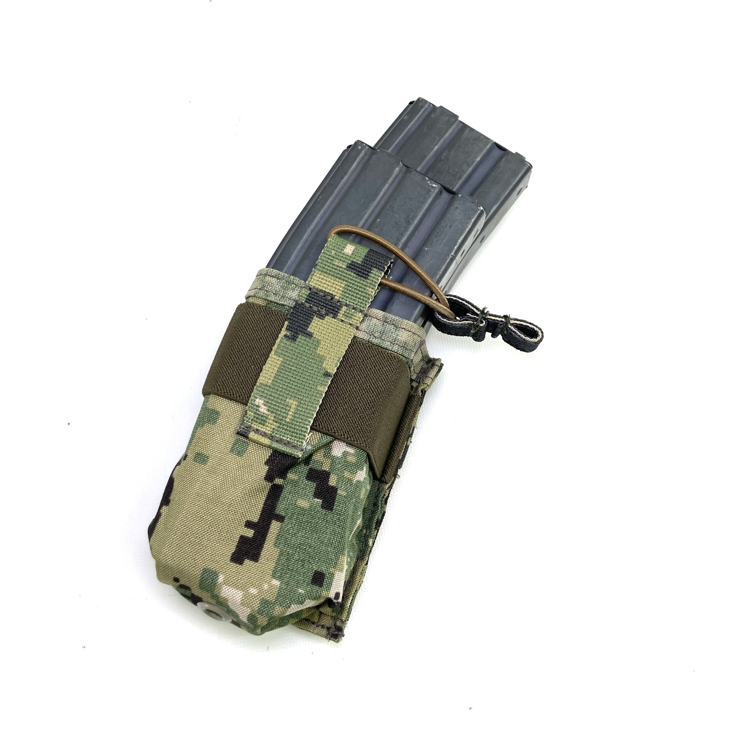 Eagle Industries Bungee Top Double Magazine Pouch, AOR2 - Venture