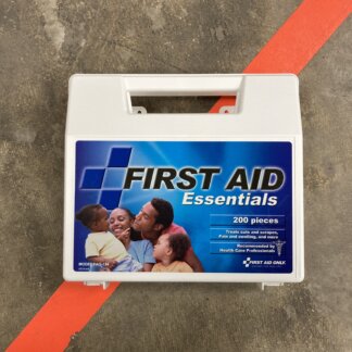 200 Piece First Aid Esentials Kit